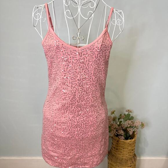 Cute vintage y2k pink sequin cami top/ mini dress - Picture 5 of 6